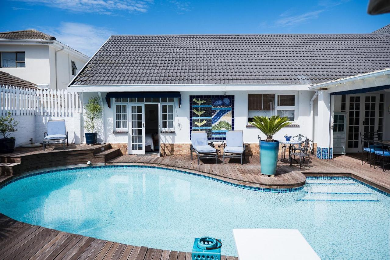 Admiralty Beach House Порт-Элизабет Экстерьер фото
